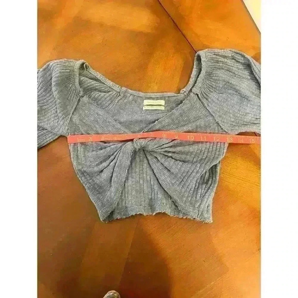 Urban outfitters size S cropped top with balloon sleeves - Picture 4 of 12
